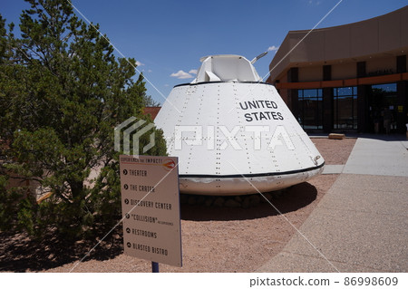Meteor Crater, Arizona Spacecraft 86998609