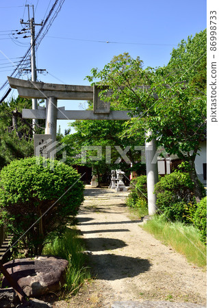 Yamabeoagata神社鳥居門 86998733