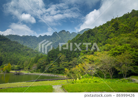 台灣，高山湖泊，明池，森林，台湾、高山湖、明池、森林、Taiwan, alpine lakes, 86999426