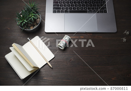 Online work concept Online work concept 87000811
