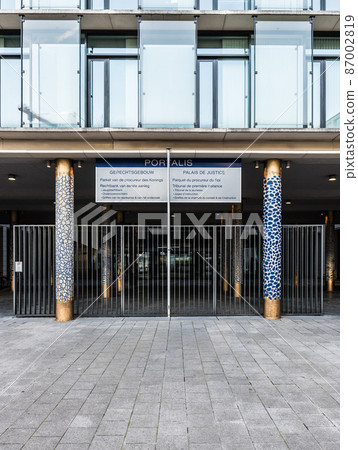 Brussels Capital Region / Belgium - Facade and entrance of the court of first instance and the public prosecutor Brussels Capital Region / Belgium - Facade and entrance of the court of first instance and the public prosecutor 87002819