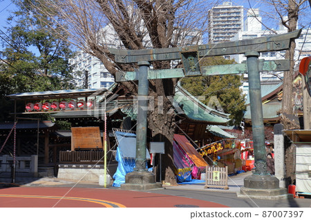 湯島天神社表參道青銅鳥居梅花節湯島天滿宮湯島神社,俗稱湯島天神,湯島,文京區,東京 湯島天神社表參道青銅鳥居梅花節湯島天滿宮湯島神社,俗稱湯島天神,湯島,文京區,東京 87007397