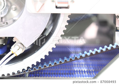 Black timing belt that synchronizes the rotation of gear drum in food machine Black timing belt that synchronizes the rotation of gear drum in food machine 87008493