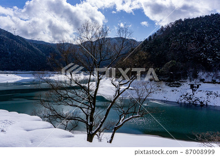 英源寺湖雪景 英源寺湖雪景 87008999