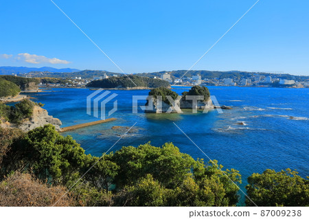 [Wakayama Prefecture] Engetsu Island and Shirahama Onsen in fine weather 87009238