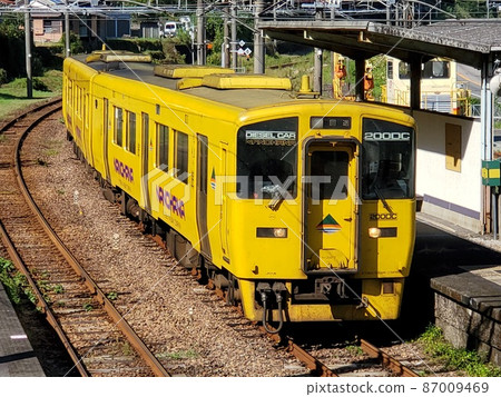 JR Kyushu Kiha 200 series Kiha 200 series railcar Nanohana 87009469