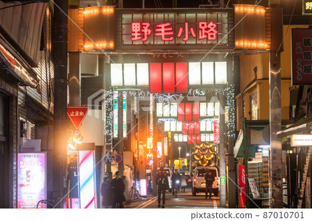 《神奈川縣》野毛胡同，懷舊的酒吧小鎮 87010701