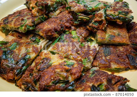 Very delicious Korean pancake 87014050