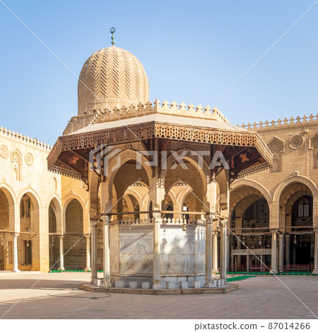 Ablution fountain mediating courtyard of historic mosque of Sultan al Muayyad, arched corridors and dome, Cairo, Egypt Ablution fountain mediating courtyard of historic mosque of Sultan al Muayyad, arched corridors and dome, Cairo, Egypt 87014266