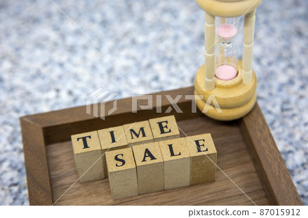 Character block and hourglass TIME SALE Character block and hourglass TIME SALE 87015912