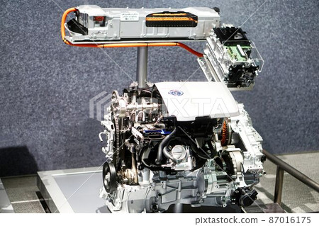 Prius 4th Generation Engine & Hybrid System Prius 4th Generation Engine & Hybrid System 87016175
