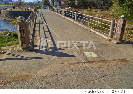 Hyogo Bridge over Hyogojima Park in Tamagawa, Setagaya-ku, Tokyo 87017364