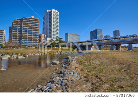 From Hyogojima Park in Tamagawa, Setagaya-ku, Tokyo toward Futakotamagawa Station From Hyogojima Park in Tamagawa, Setagaya-ku, Tokyo toward Futakotamagawa Station 87017366