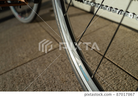 Accessory material: Bicycle wheel 87017867