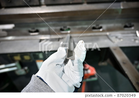 Vendor bending worker press brake factory manufacturing industry Vendor bending worker press brake factory manufacturing industry 87020349