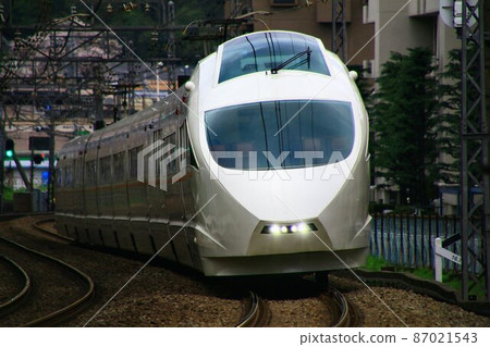 Romancecar VSE running fast toward Hakone and Odawara Romancecar VSE running fast toward Hakone and Odawara 87021543