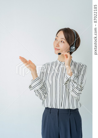Business operator headset hand holding 87022185
