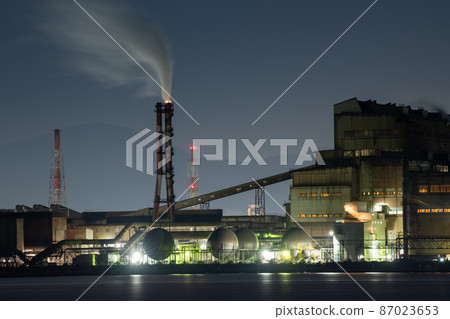 北九州工廠的美麗夜景,俯瞰多海灣 北九州工廠的美麗夜景,俯瞰多海灣 87023653