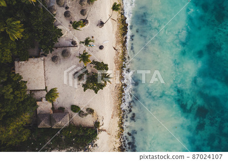 Tropical carribbean beach Tropical carribbean beach 87024107