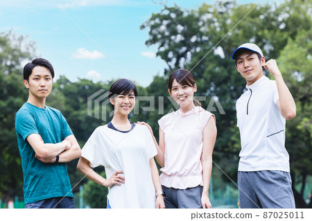 Sportswear men and women 87025011