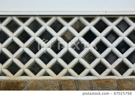 Beautiful namako wall 87025798