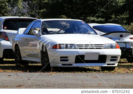 Legendary car ... R32 Skyline GTR 87031242