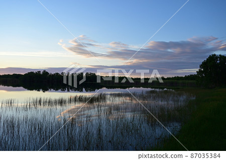 Sunrise over Nine Mile Pond in Everglades National Park, Florida. Sunrise over Nine Mile Pond in Everglades National Park, Florida. 87035384