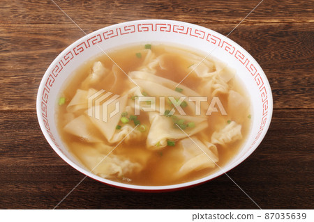 won-ton soup  87035639
