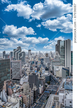 Scenery from the 3rd building in front of Osaka Station [Osaka Umeda scenery] 87036087