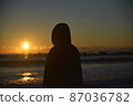 First sunrise seen from Maebara Beach, Kamogawa City, Chiba Prefecture ② 87036782