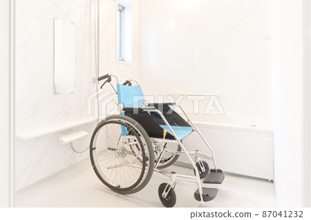 Wheelchair-accessible bathroom *property release has been obtained Wheelchair-accessible bathroom *property release has been obtained 87041232