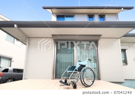 Universal design home exterior *property release has been obtained 87041248