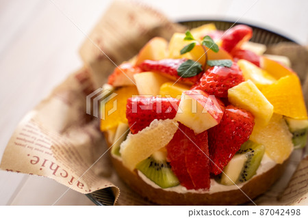 Fruit tart  87042498