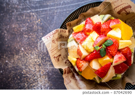 Fruit tart Fruit tart 87042690
