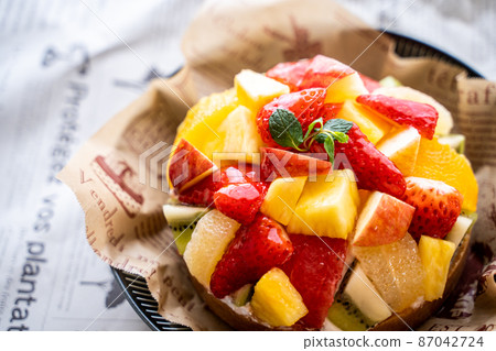 Fruit tart  87042724