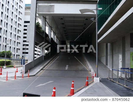 Building's way for car. Building's way for car. 87045062