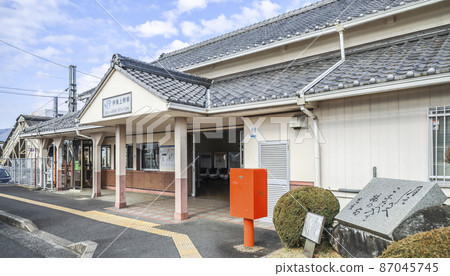 Iga Ueno Station to see Basho's monument 87045745