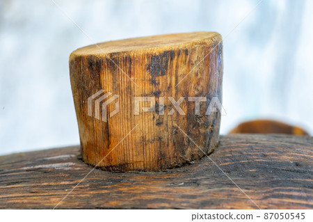 Old wooden barrel with cork. closed wine barrel Old wooden barrel with cork. closed wine barrel 87050545