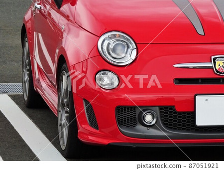 Imported car image Fiat Abarth 595 front mask 87051921
