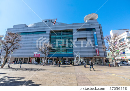 日本大和市街景,俯瞰小田急大和車站廣場等 日本大和市街景,俯瞰小田急大和車站廣場等 87056358