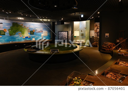 Hiratsuka City Museum Hiratsuka City Museum 87056401