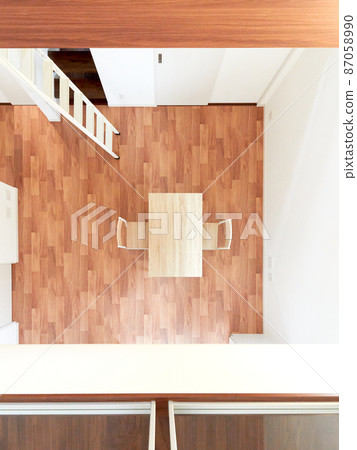 The interior of the detached house seen from the atrium hallway *property release has been obtained 87058990