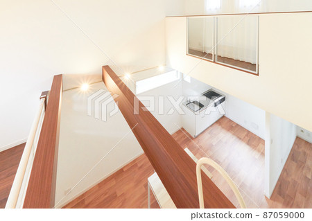 Interior view of a detached house with an atrium hallway *property release has been obtained Interior view of a detached house with an atrium hallway *property release has been obtained 87059000