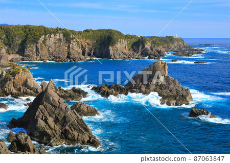 [Wakayama Prefecture] Kai Kongo under sunny weather (Kii Oshima) 87063847