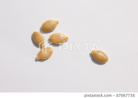 Sweet pumpkin seeds 87067738