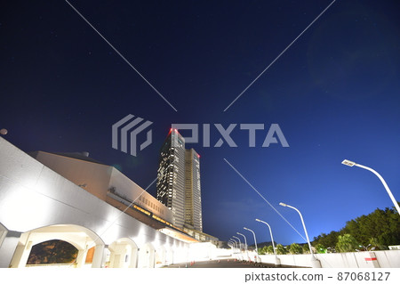 Night view of Sheraton Grande Ocean Resort 87068127