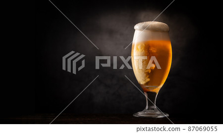喝啤酒 87069055