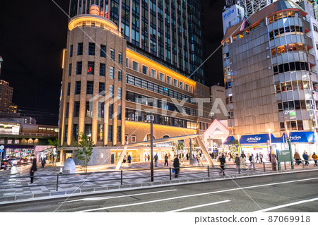 《Hyogo Prefecture》 Kobe Sannomiya station square, city night view 87069918