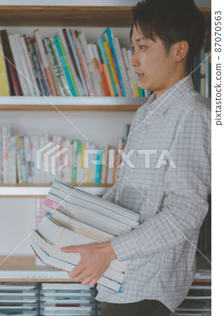 Art book Art book 87070563
