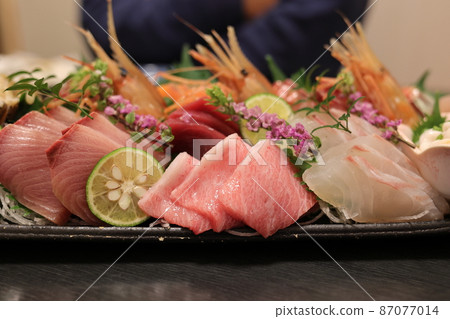 什錦生魚片(大間金槍魚) 什錦生魚片(大間金槍魚) 87077014